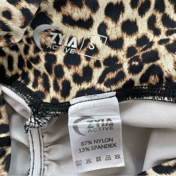 Zyia Active Cheetah Print Scrunch Shorts Mob Wife S - Picture 8 of 8